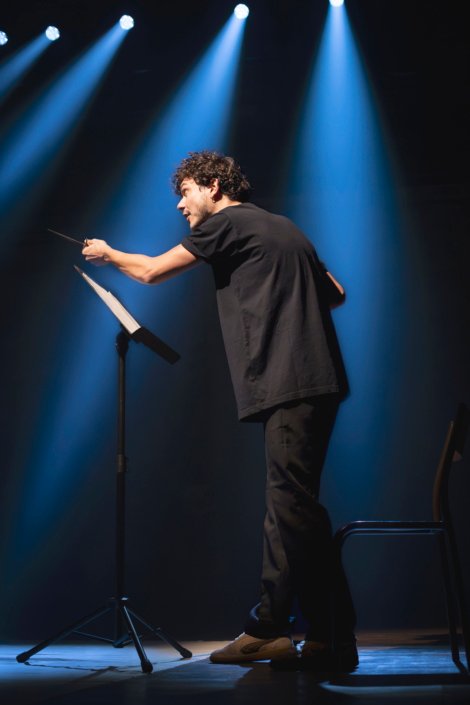 Matthieu Carle au Theatre Dans Les Vignes. Mon Rayaume pour un cheval!